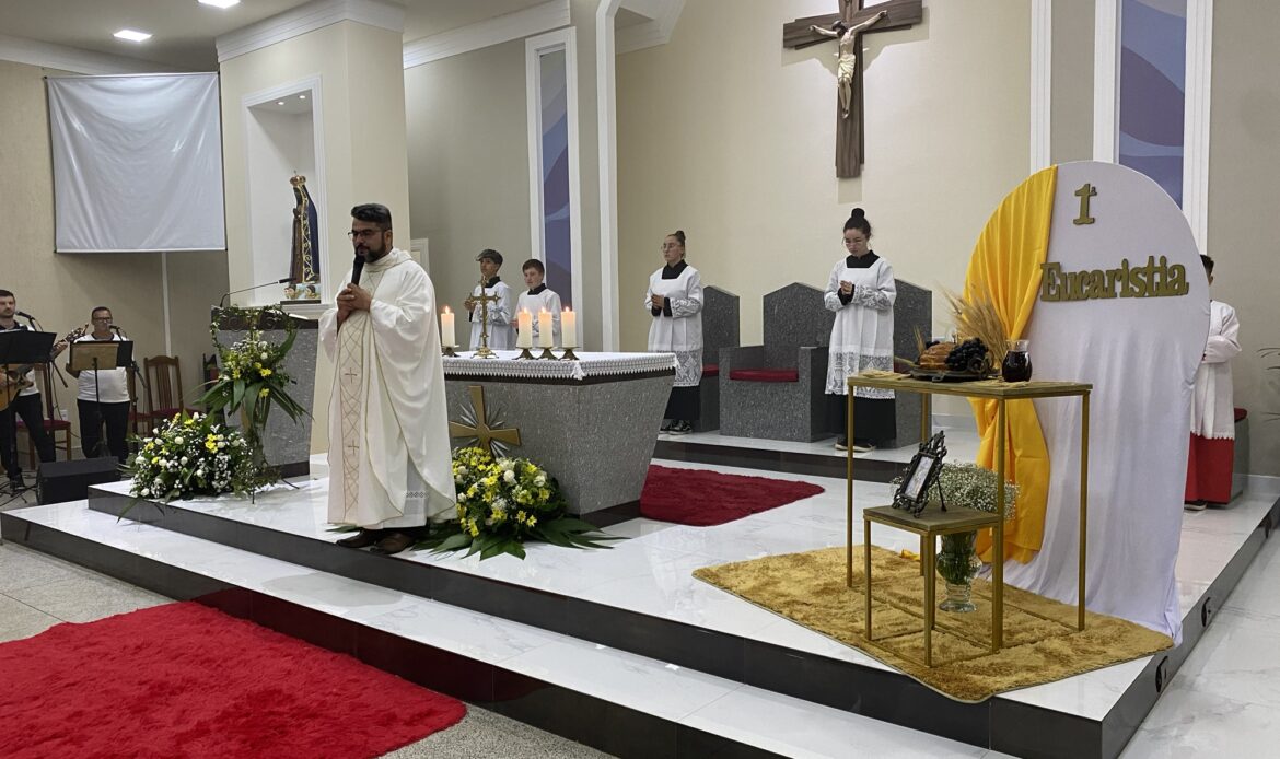 Missa Solene com Primeira Comunhão: Um Momento de Fé e Celebração na Comunidade de Pedreiras